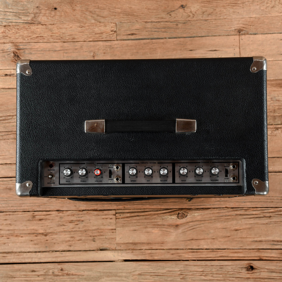 Polytone 103 180-Watt 1x15" 2x8" Combo Amp - View 3 | MusicMarket
