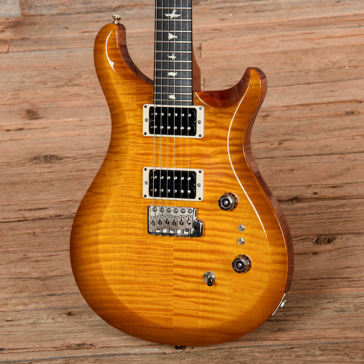 PRS 35th Anniversary S2 Custom 24 Sunburst 2022 - View 2 | MusicMarket