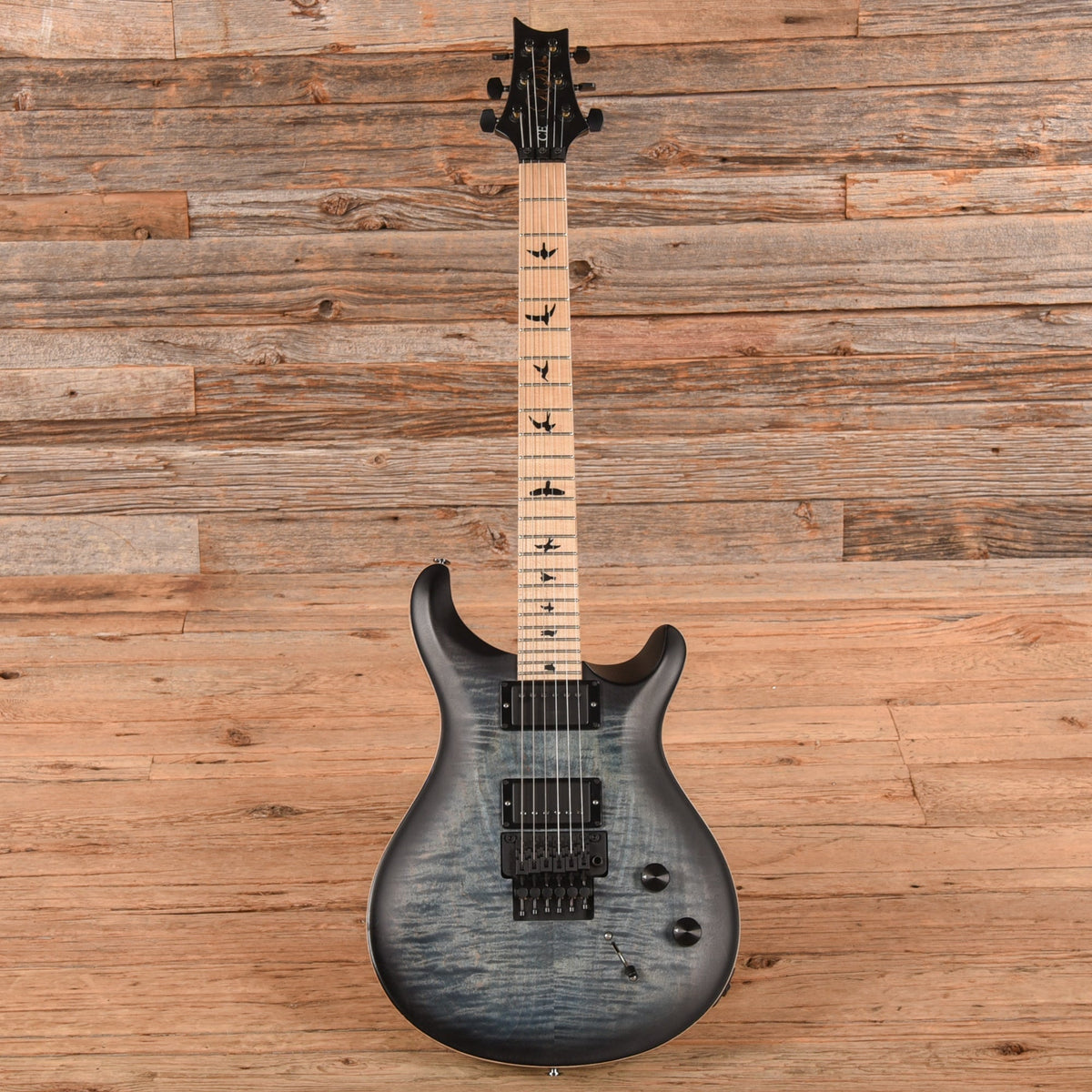 PRS Dustie Waring Signature CE24 Faded Blue Smokeburst 2021 - View 4 | MusicMarket