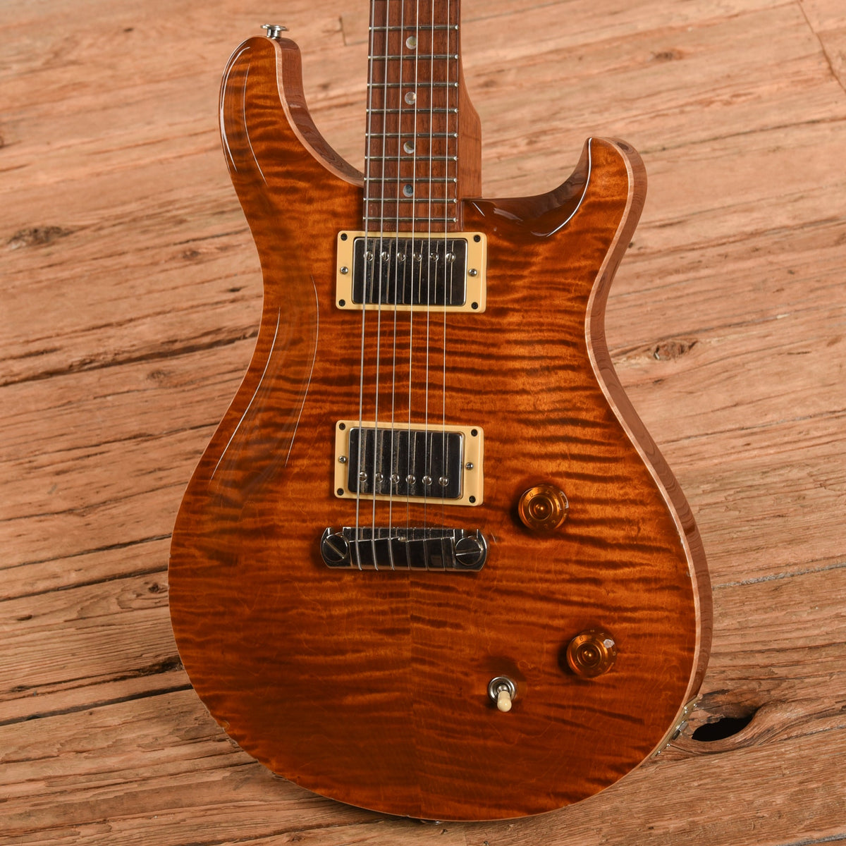 PRS McCarty Amber 2000 - View 2 | MusicMarket