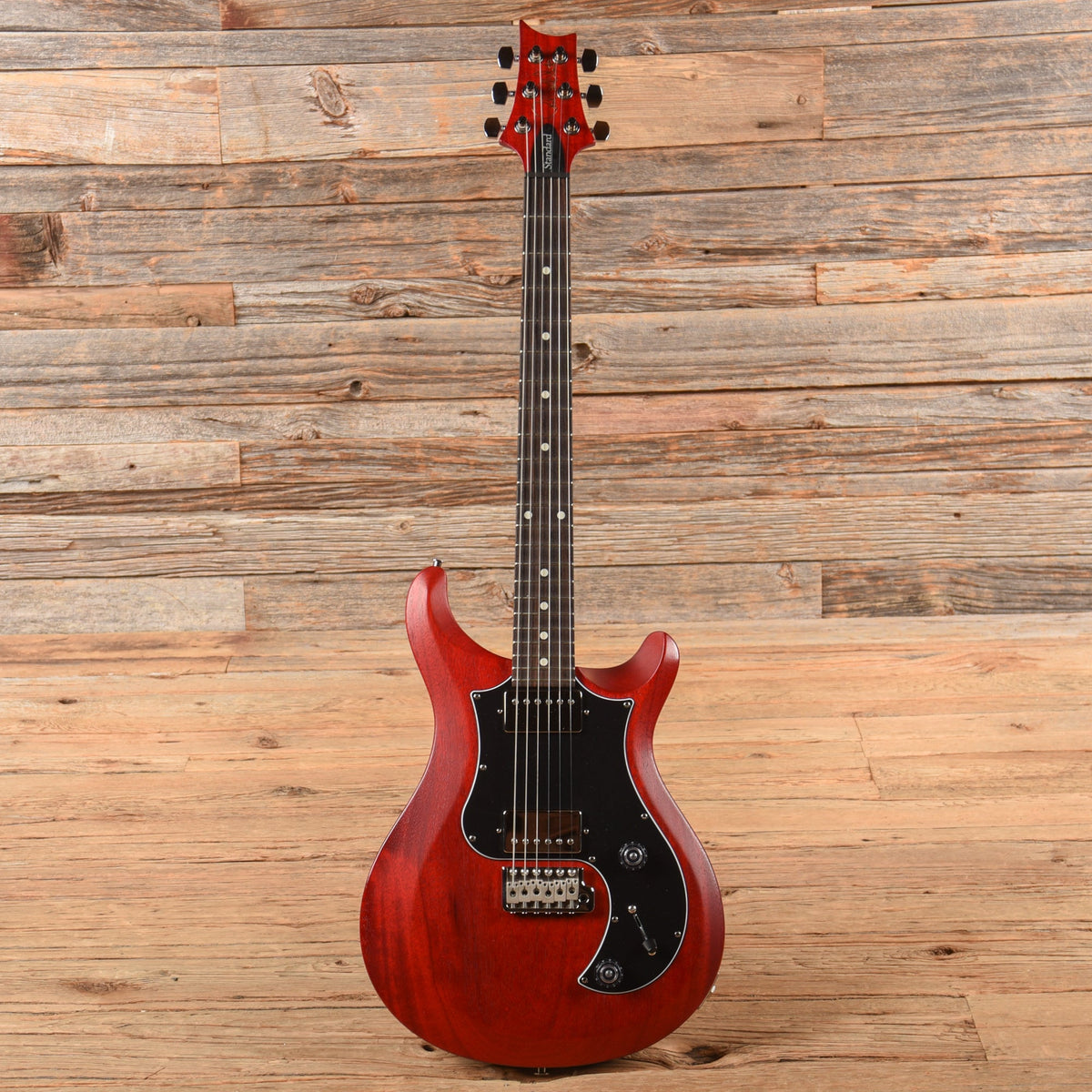 PRS S2 Standard 22 Satin Cherry 2023 - View 4 | MusicMarket