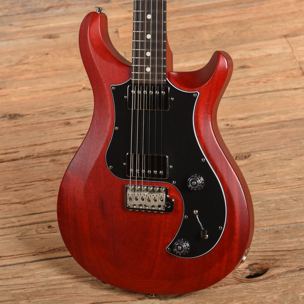 PRS S2 Standard 22 Satin Cherry 2023 - View 2 | MusicMarket