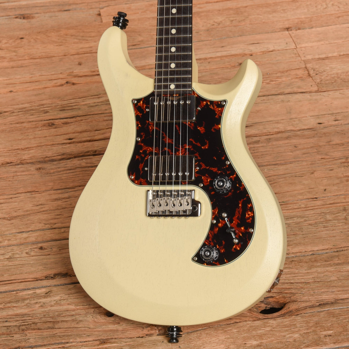 PRS S2 Standard 24 Satin Antique White 2023 - View 2 | MusicMarket