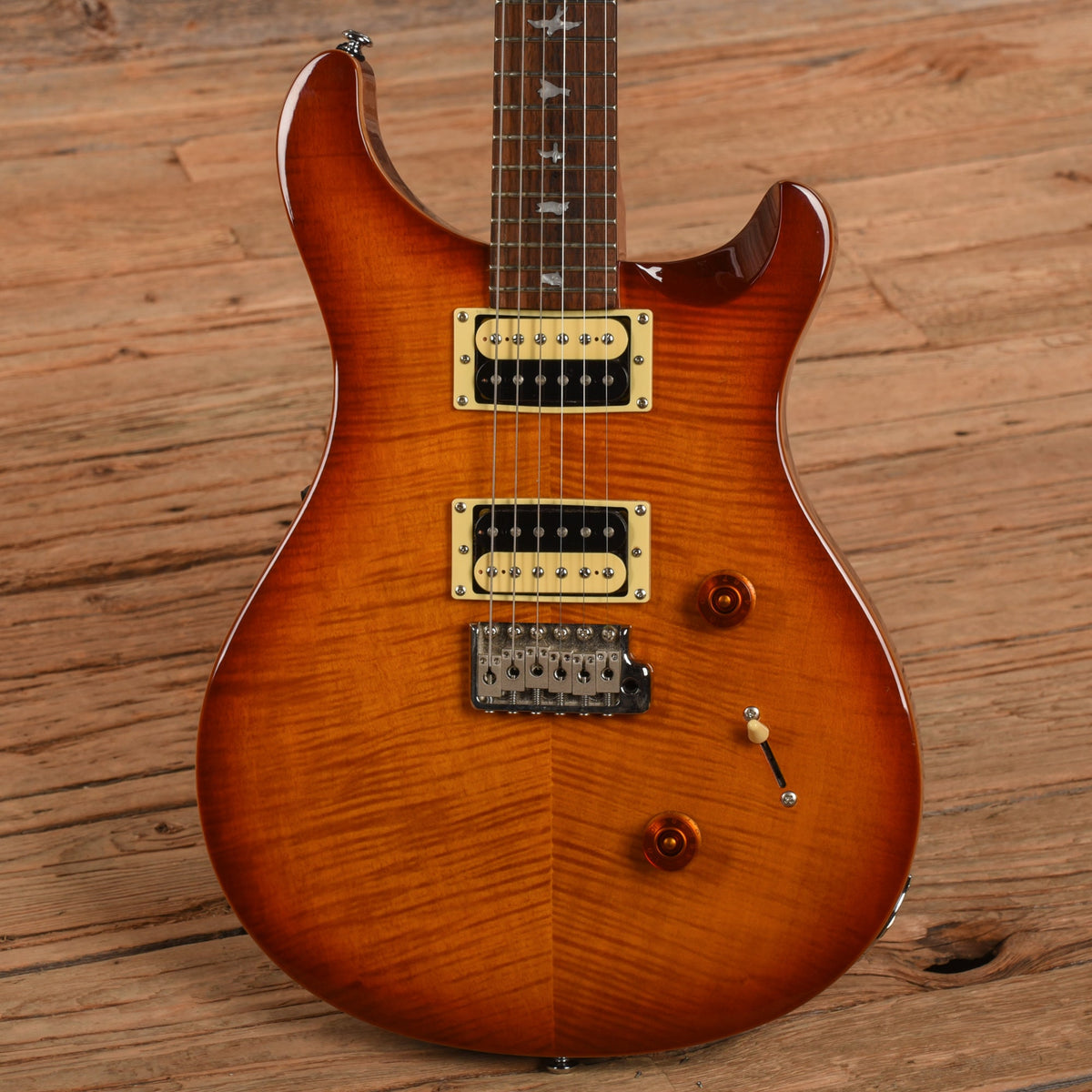 PRS SE Custom 24 Sunburst - View 2 | MusicMarket