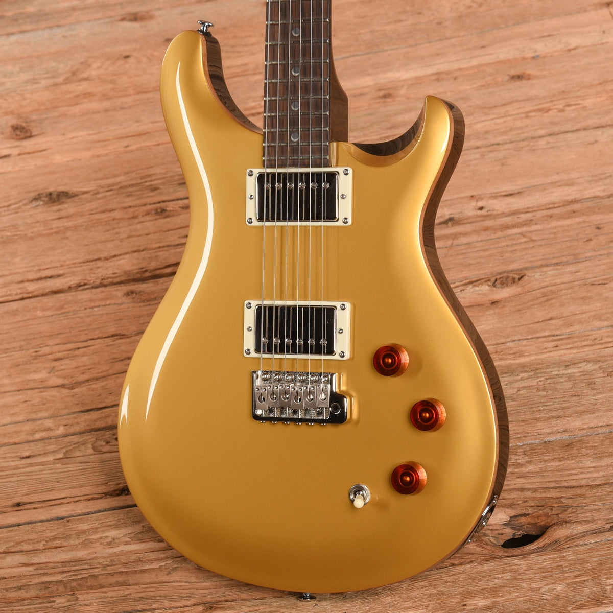 PRS SE DGT David Grissom Tremolo Goldtop 2024 - View 2 | MusicMarket