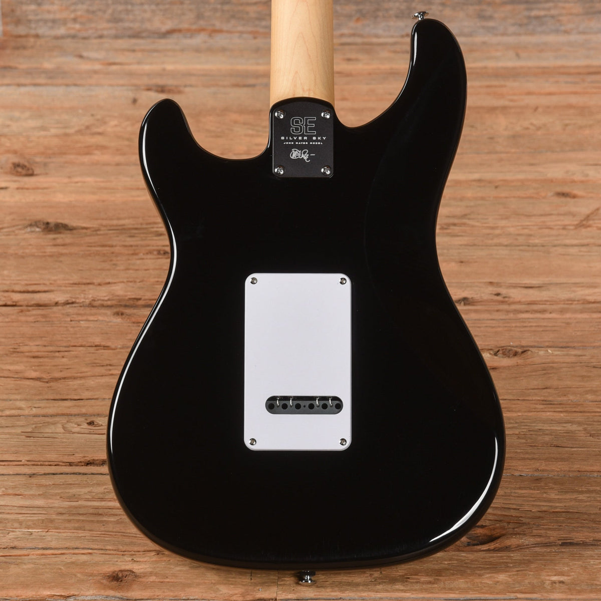PRS SE Silver Sky Black 2023 - View 3 | MusicMarket