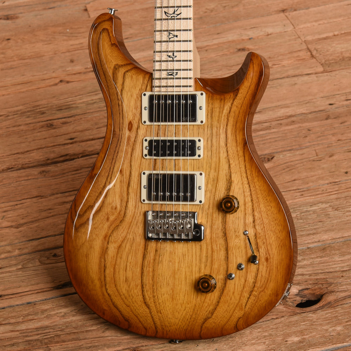 PRS Swamp Ash Special Vintage Natural 2025 - View 2 | MusicMarket
