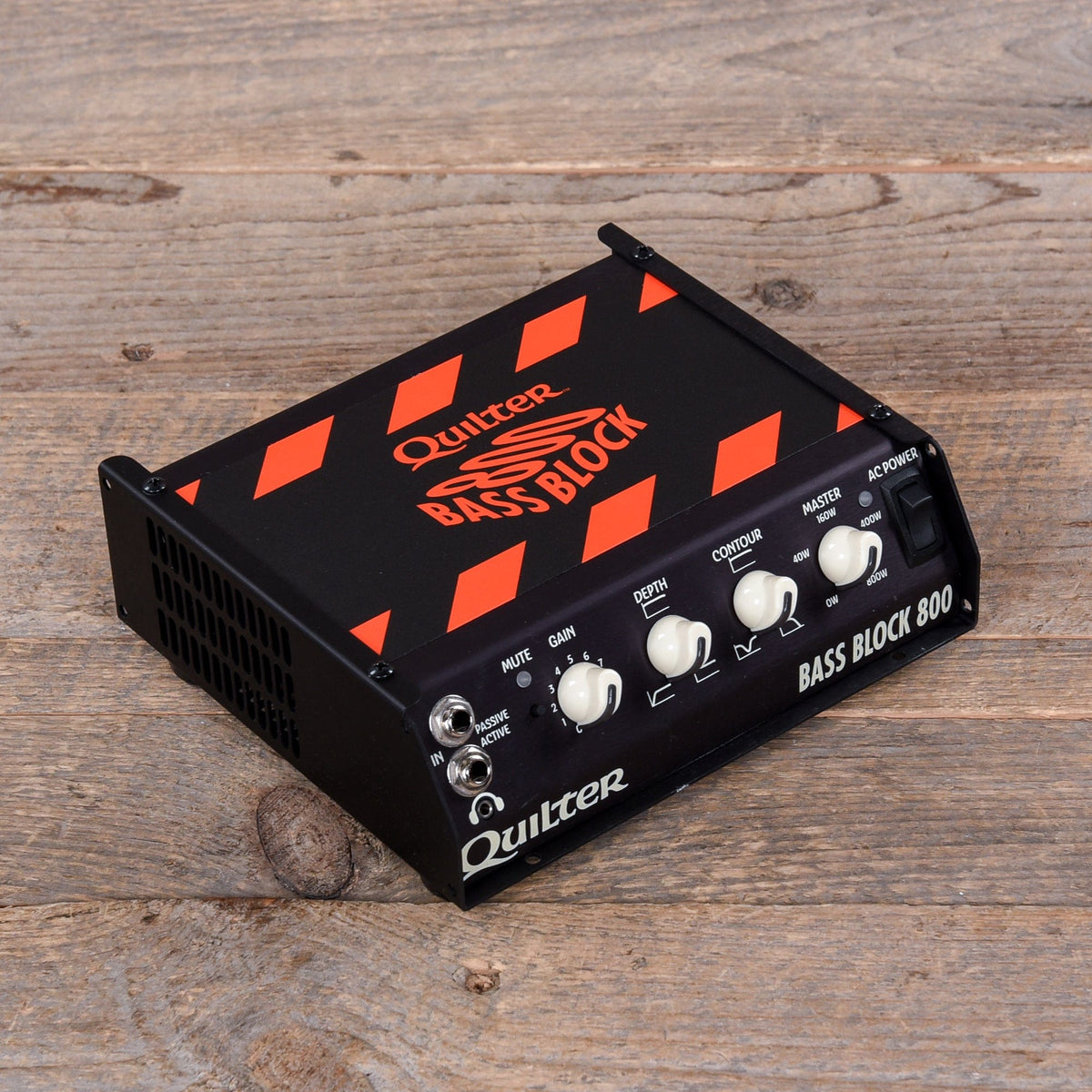 Quilter Labs Bass Block 800 Head - MusicMarket