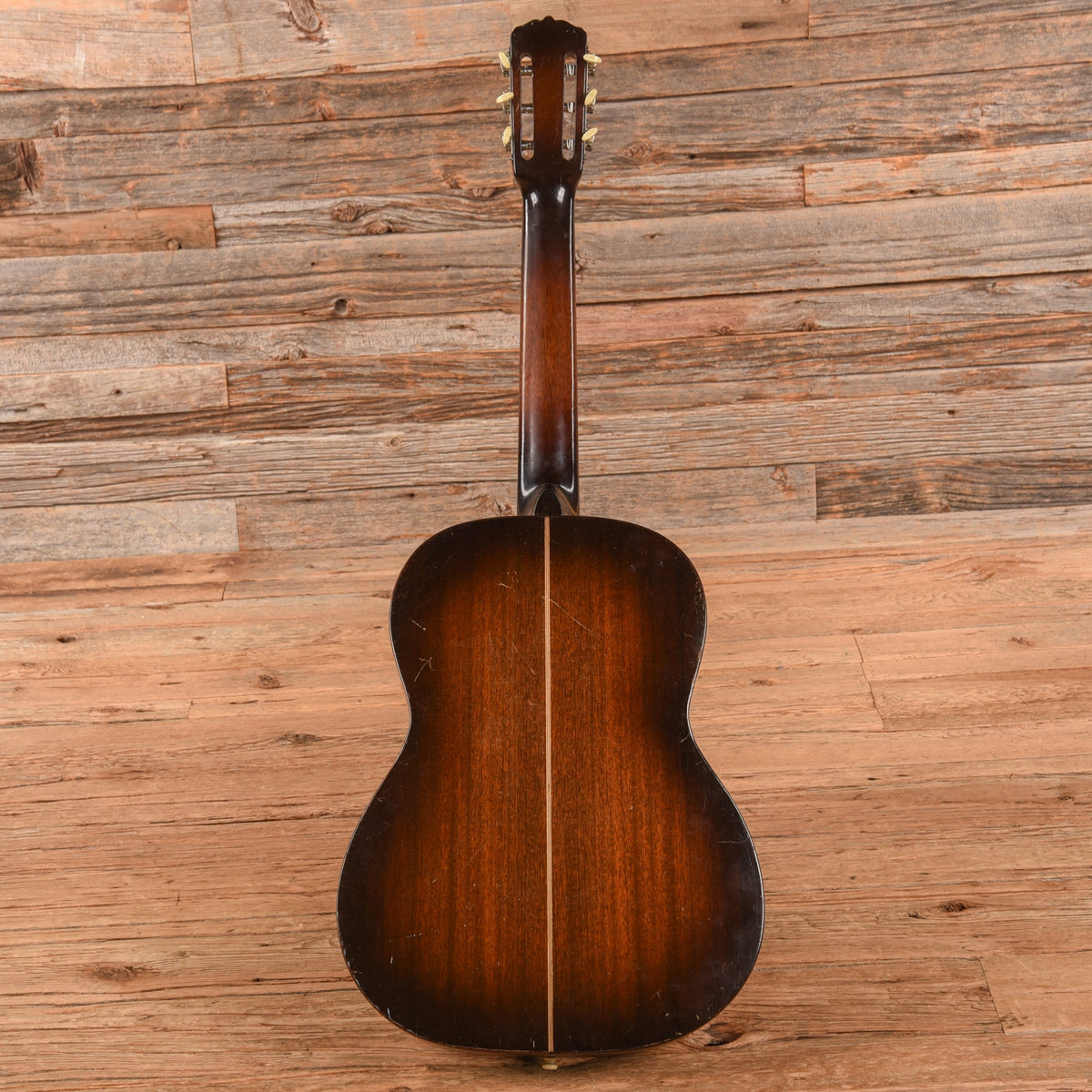 Regal Estudiante Natural - View 5 | MusicMarket