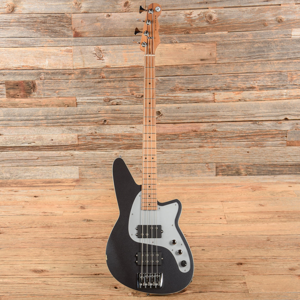 Reverend Mercalli 4 Bass Gunmetal - View 4 | MusicMarket
