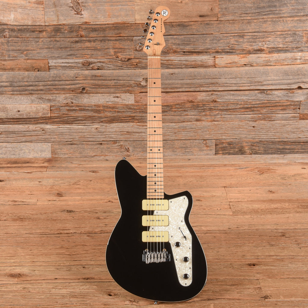Reverend Jetstream 390 Black - View 4 | MusicMarket