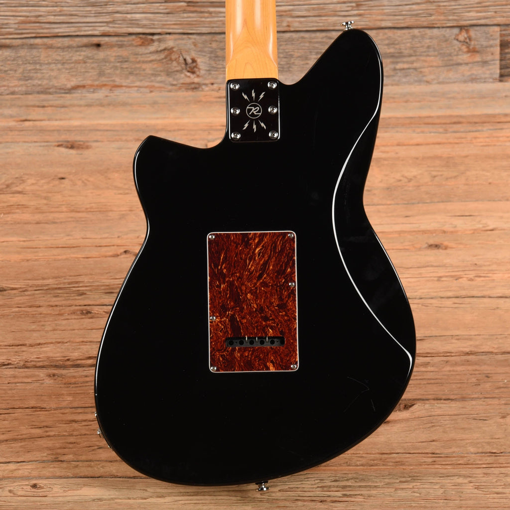 Reverend Matt West Signature Black - View 3 | MusicMarket