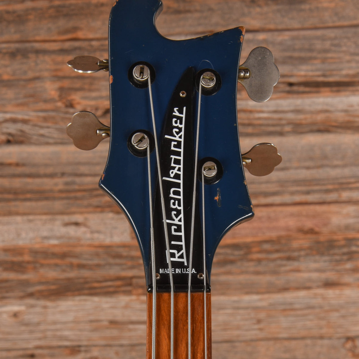 Rickenbacker 4000 Bass Midnight Blue 1980 - View 6 | MusicMarket