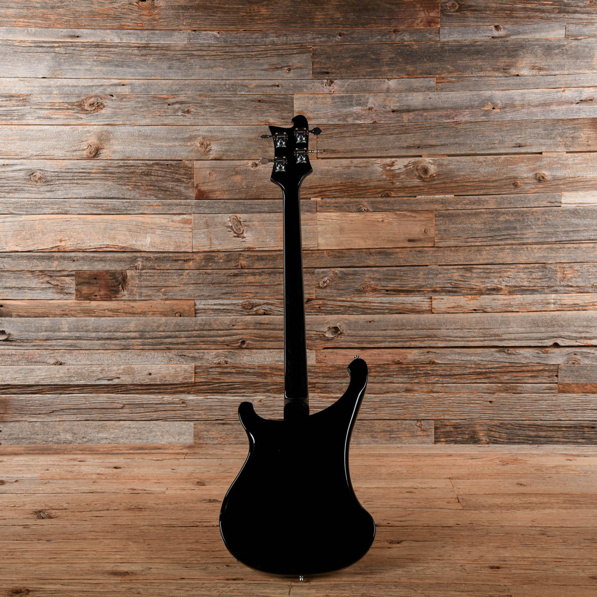 Rickenbacker 4003 Bass Jetglo - View 5 | MusicMarket