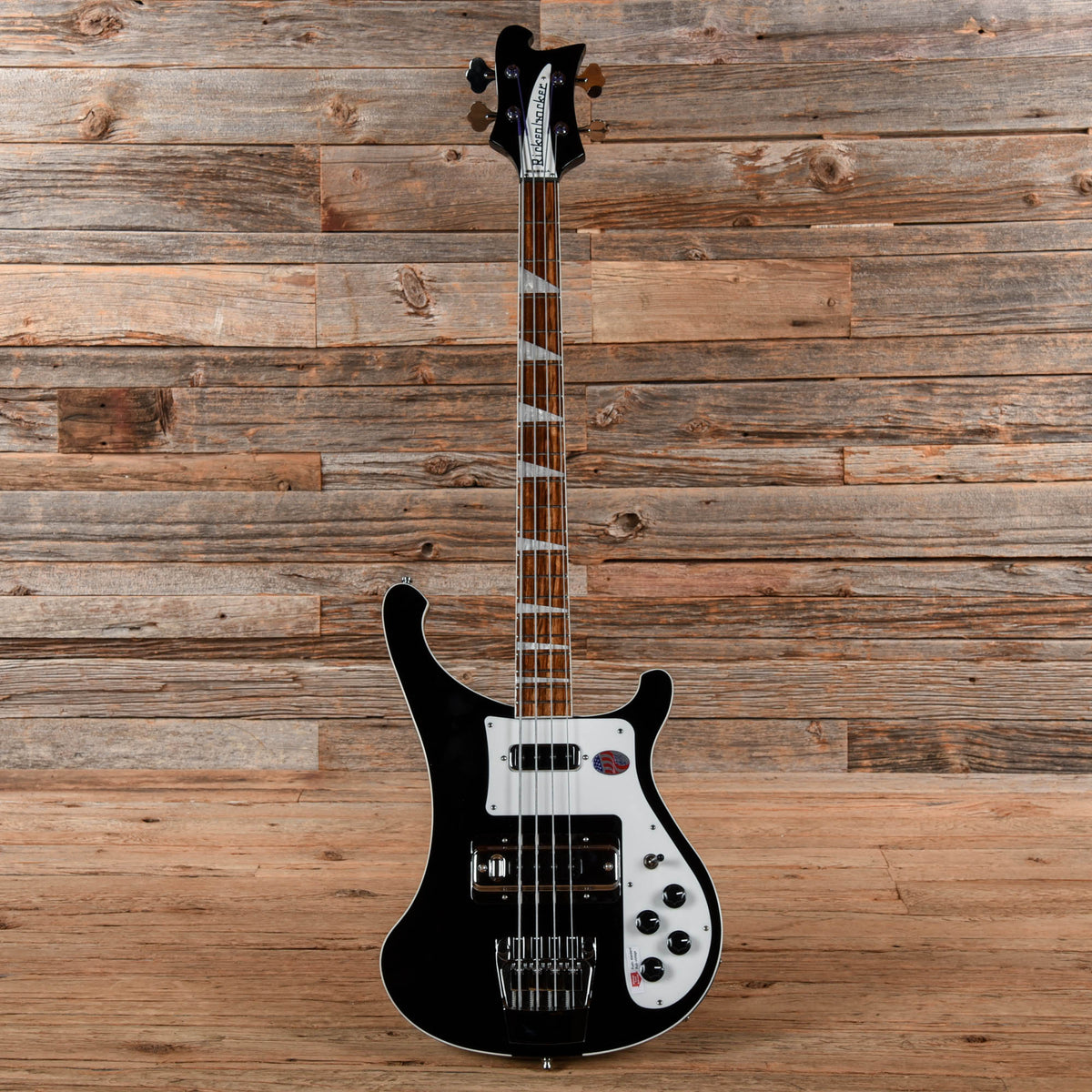 Rickenbacker 4003 Bass Jetglo - View 4 | MusicMarket