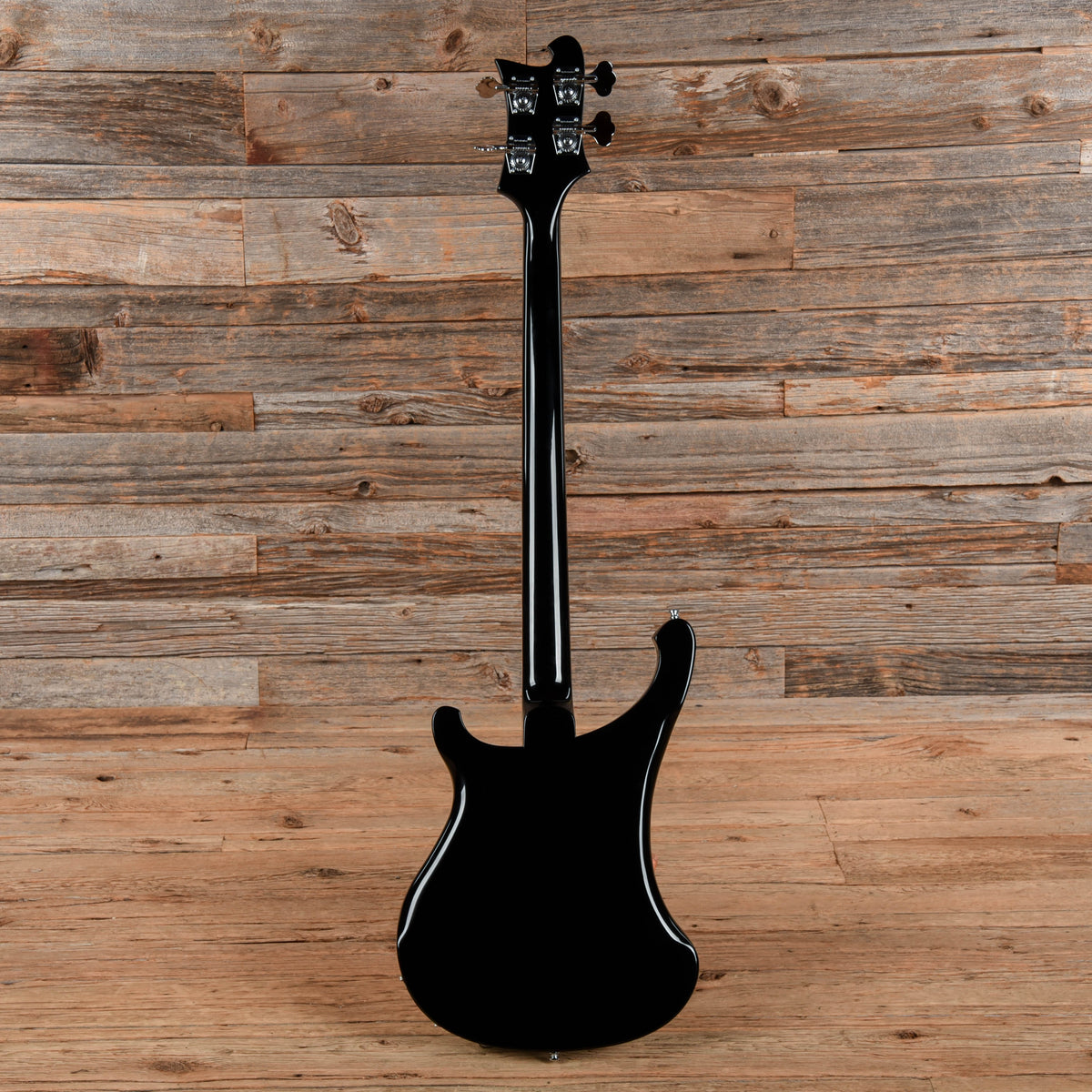 Rickenbacker 4003 Jetglo 2010 - View 5 | MusicMarket