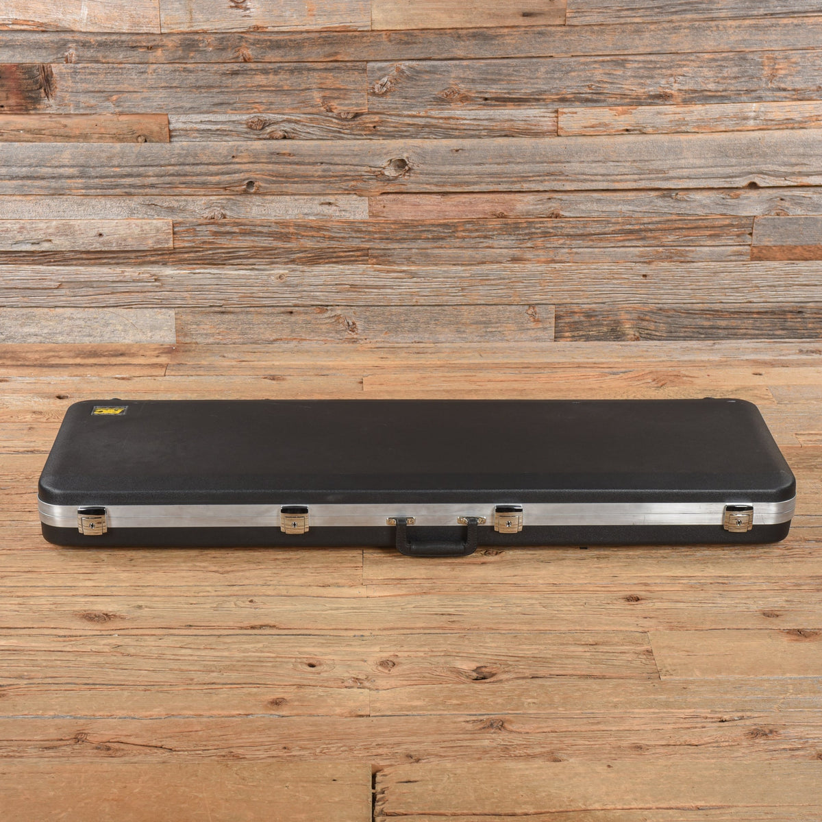 Rickenbacker 4003 Matte Black 2019 - View 8 | MusicMarket