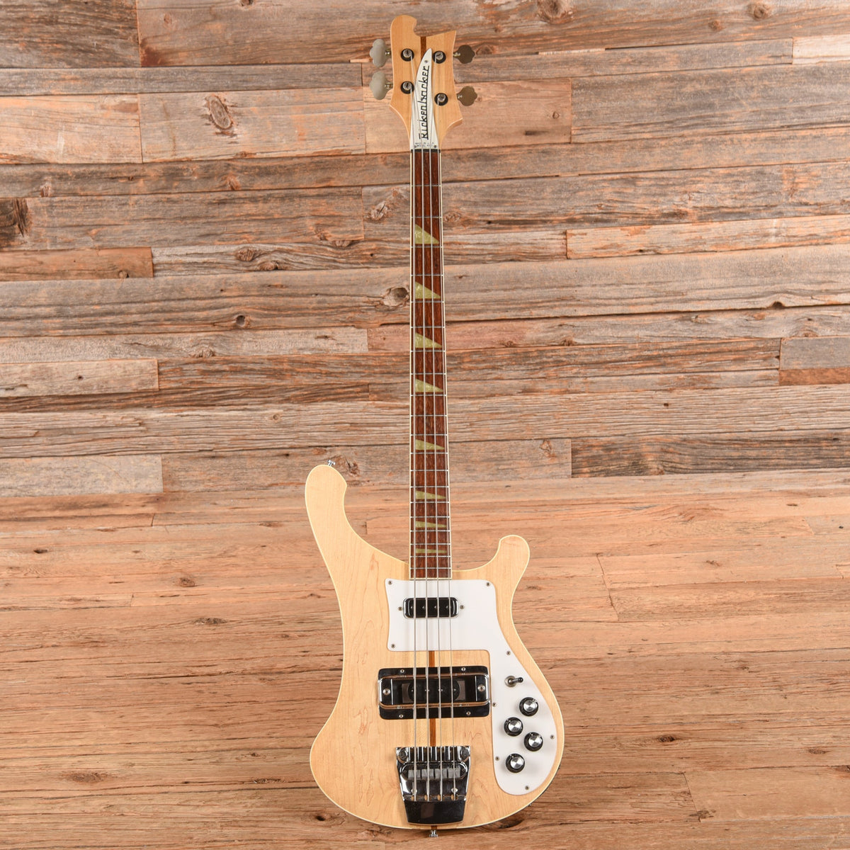 Rickenbacker 4001 Mapleglo 1976 - View 4 | MusicMarket