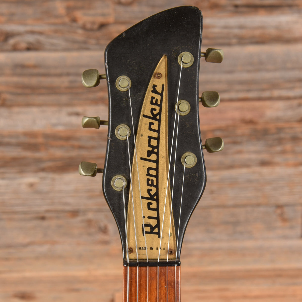 Rickenbacker 320 B Jetglo 1982 - View 6 | MusicMarket