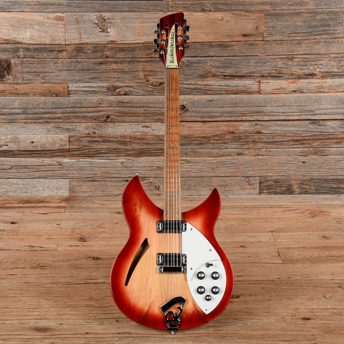 Rickenbacker 330/12 Fireglo 1999 - View 4 | MusicMarket
