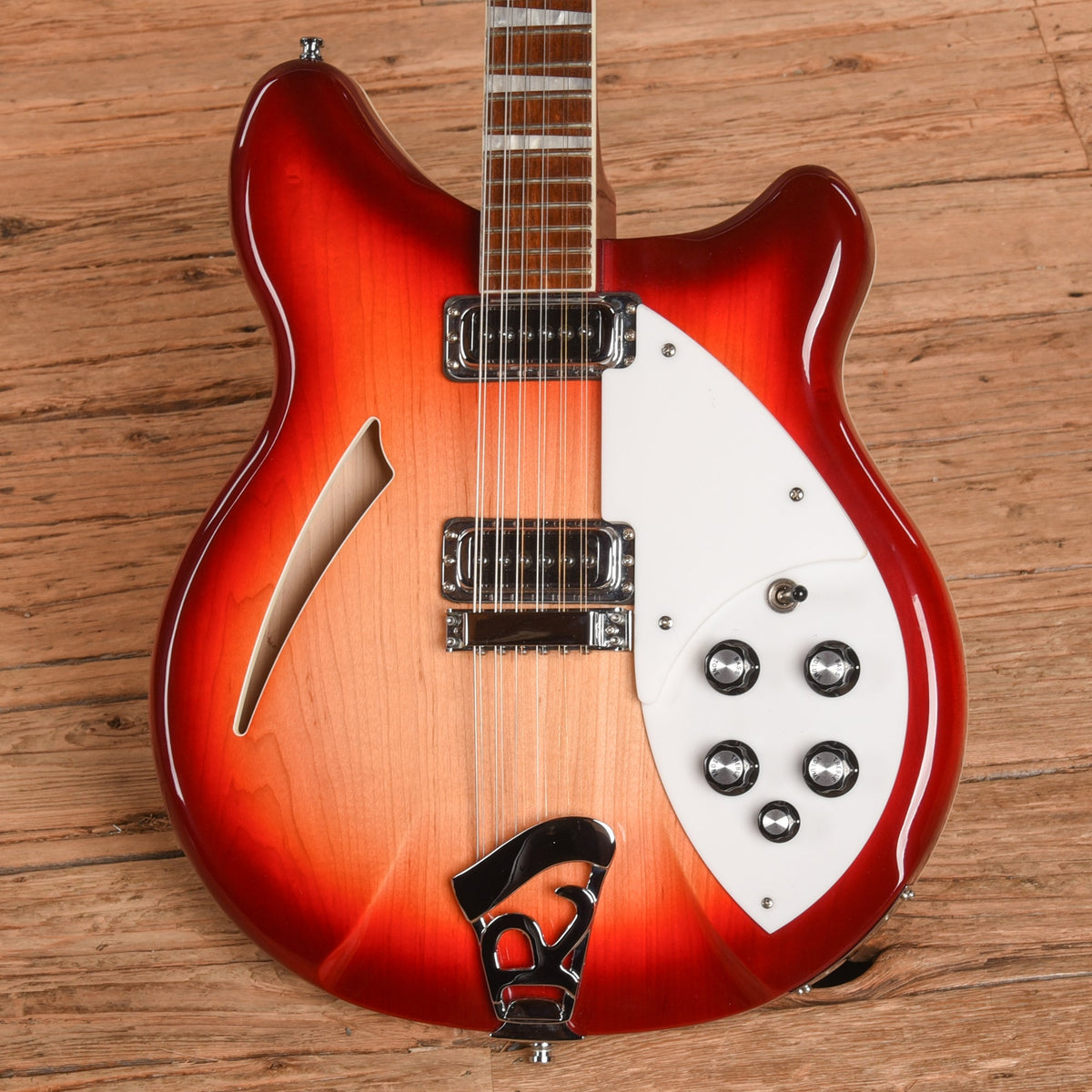 Rickenbacker 360/12 Fireglo 2014 - View 2 | MusicMarket