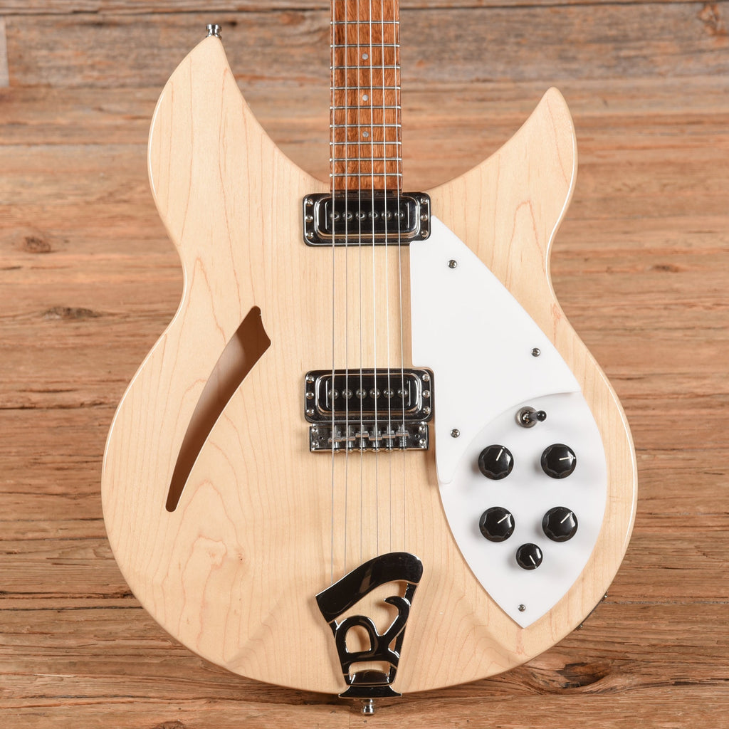 Rickenbacker 330 Mapleglo 2023 - MusicMarket