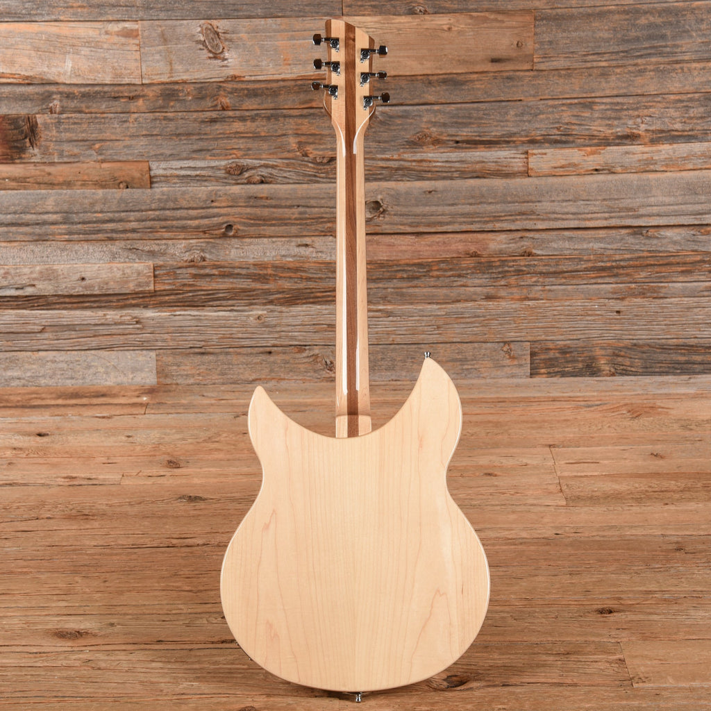 Rickenbacker 330 Mapleglo 2023 - View 5 | MusicMarket