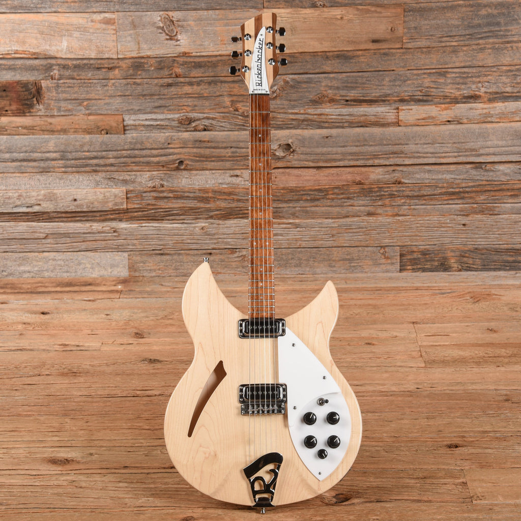 Rickenbacker 330 Mapleglo 2023 - View 4 | MusicMarket