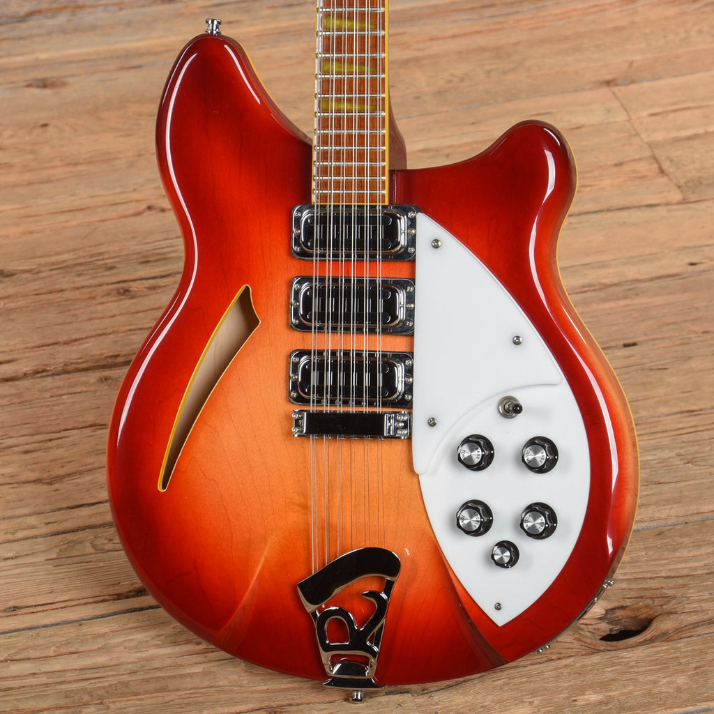 Rickenbacker 370/12 Amber Fireglo 2007 - View 2 | MusicMarket