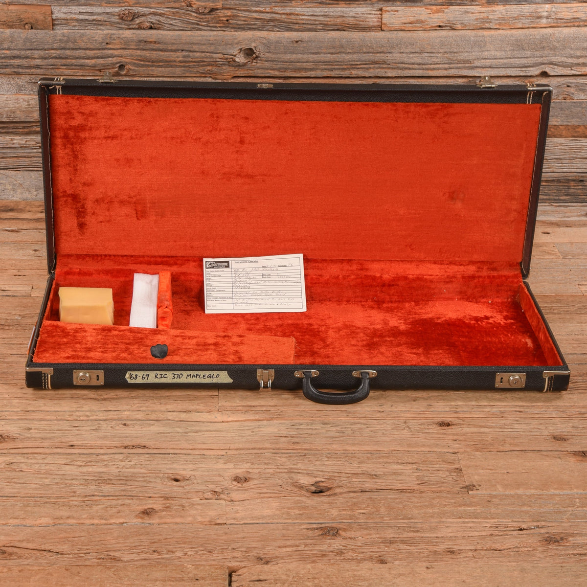 Rickenbacker 370 OS Mapleglo 1968 - View 9 | MusicMarket
