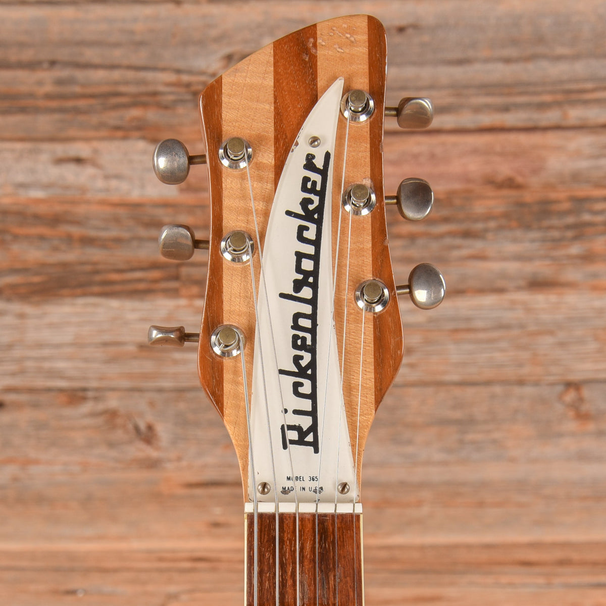 Rickenbacker 370 OS Mapleglo 1968 - View 6 | MusicMarket