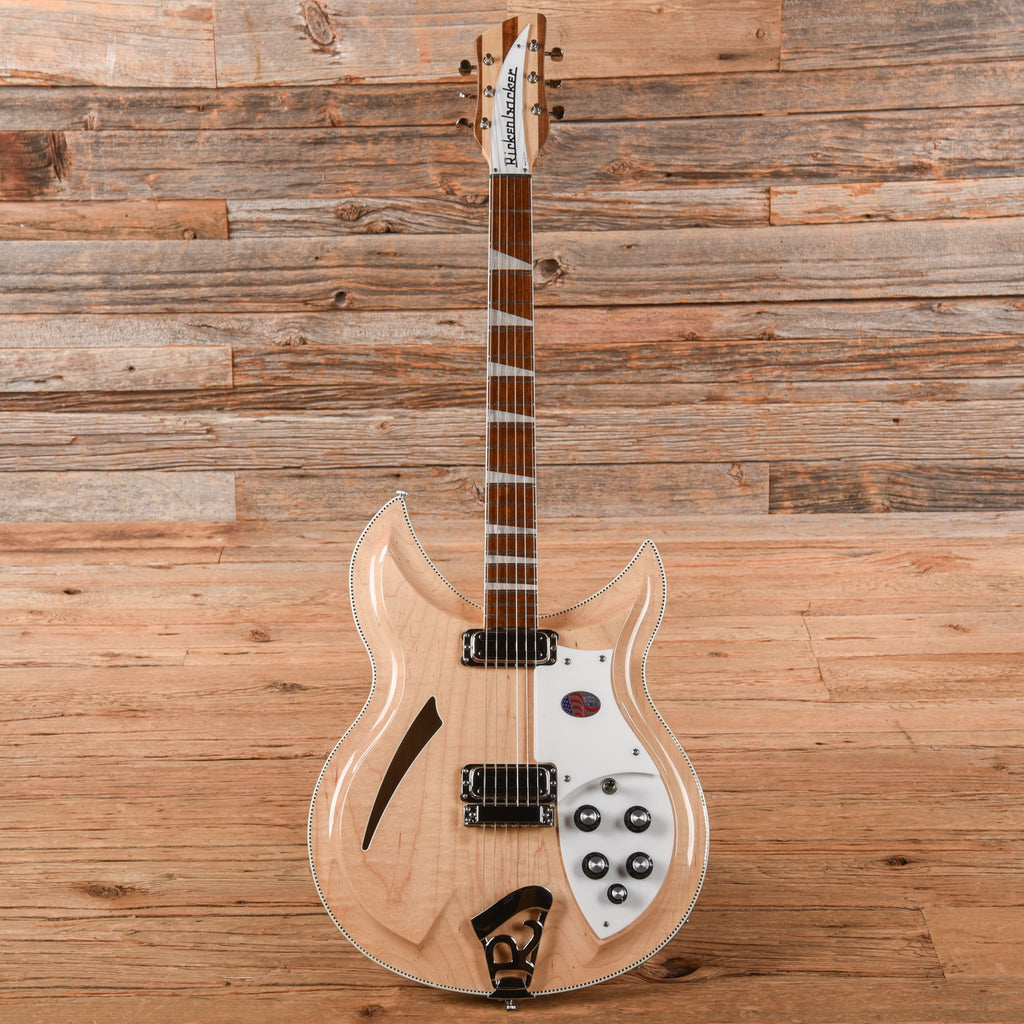 Rickenbacker 381V69 Mapleglo 2019 - View 4 | MusicMarket