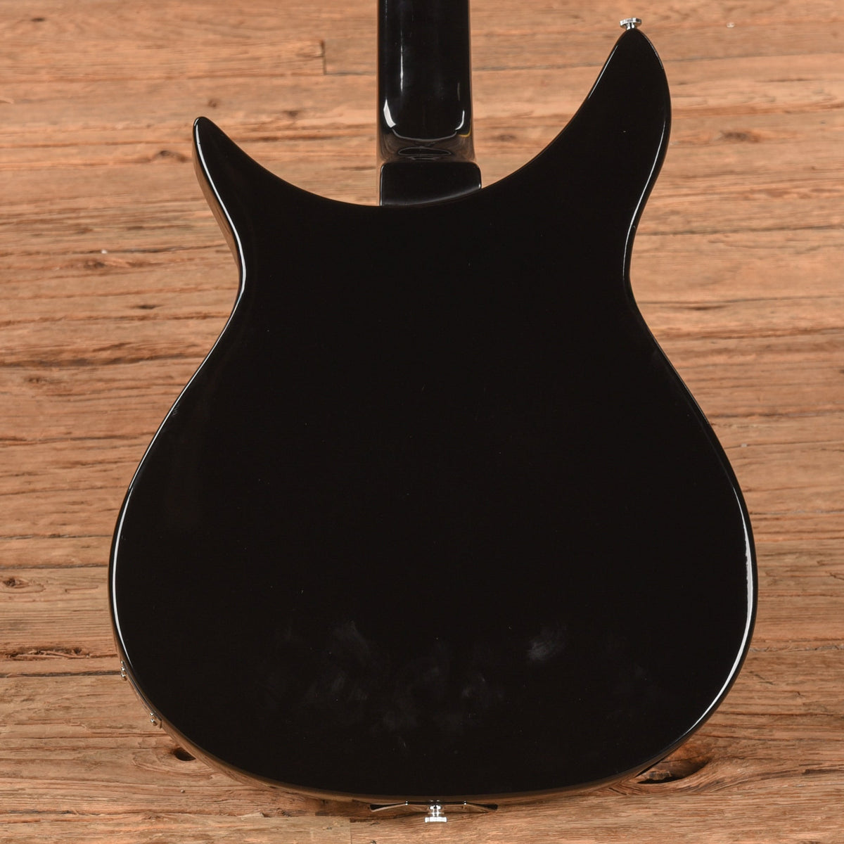 Rickenbacker 325C64 Jetglo 2022 - View 3 | MusicMarket