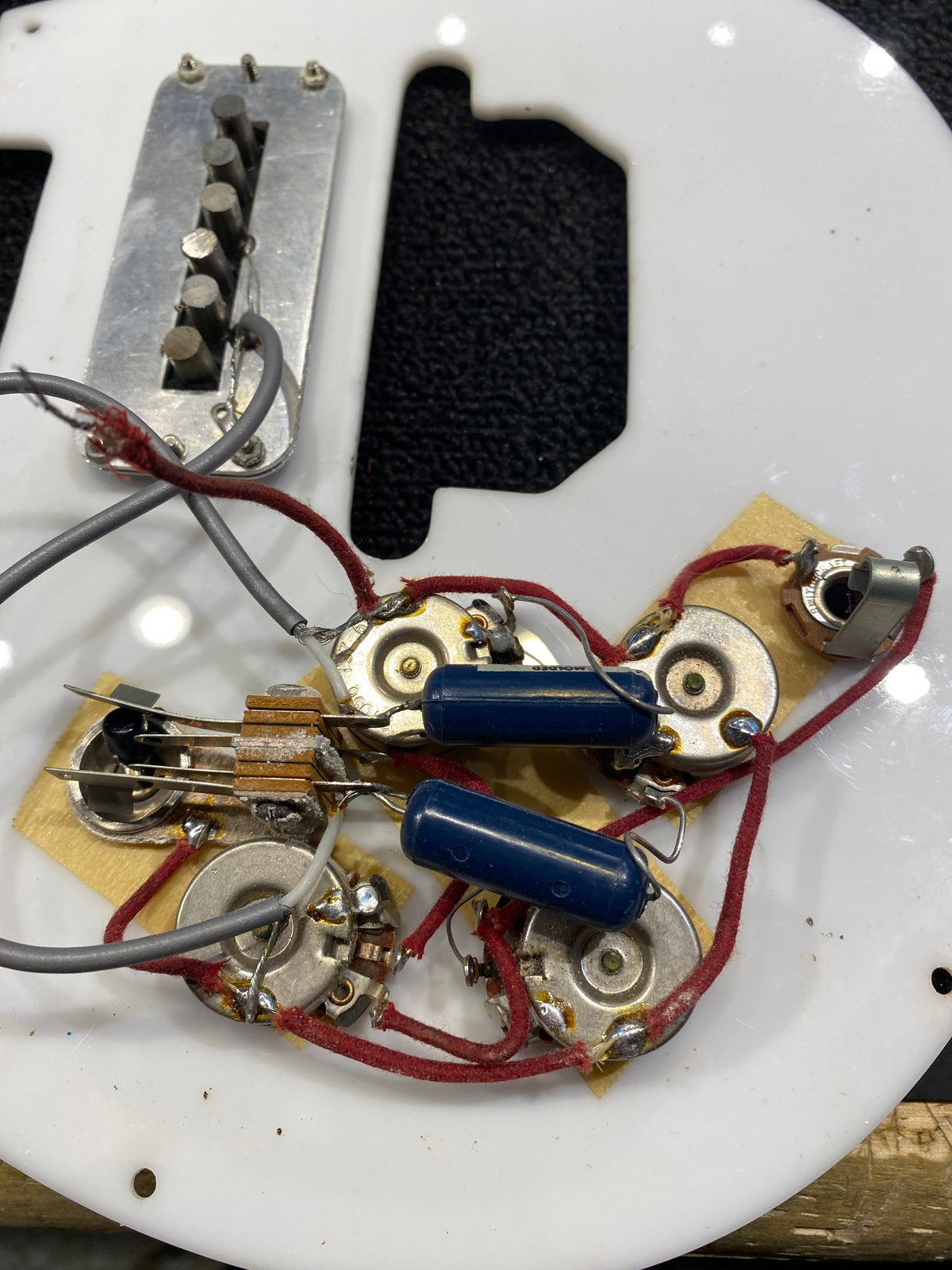 Rickenbacker 456/12 Fireglo 1967 - View 14 | MusicMarket