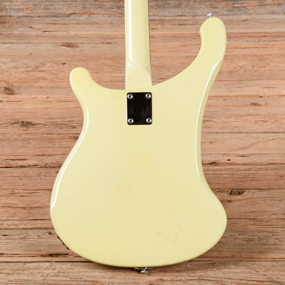 Rickenbacker 481 White 1975 - View 3 | MusicMarket