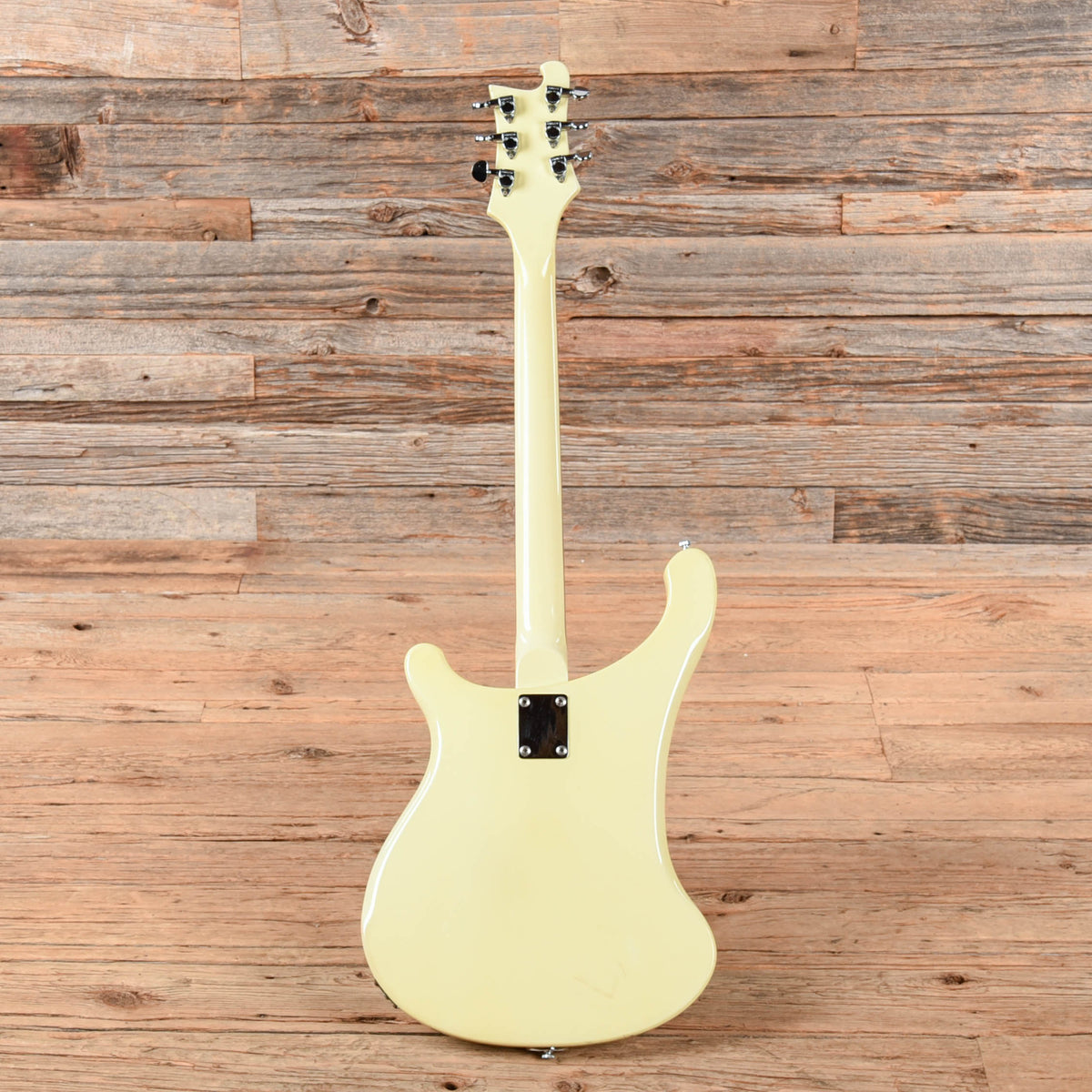 Rickenbacker 481 White 1975 - View 5 | MusicMarket