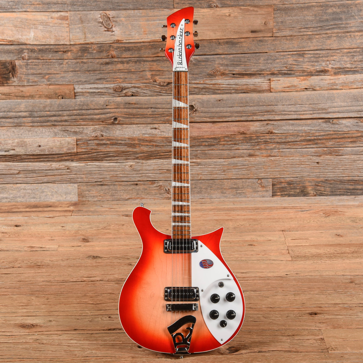 Rickenbacker 620 Fireglo 2023 - View 4 | MusicMarket