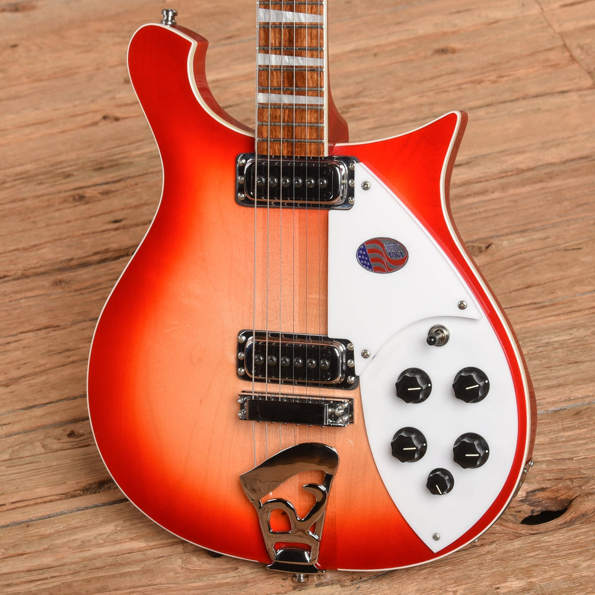 Rickenbacker 620 Fireglo 2023 - View 2 | MusicMarket