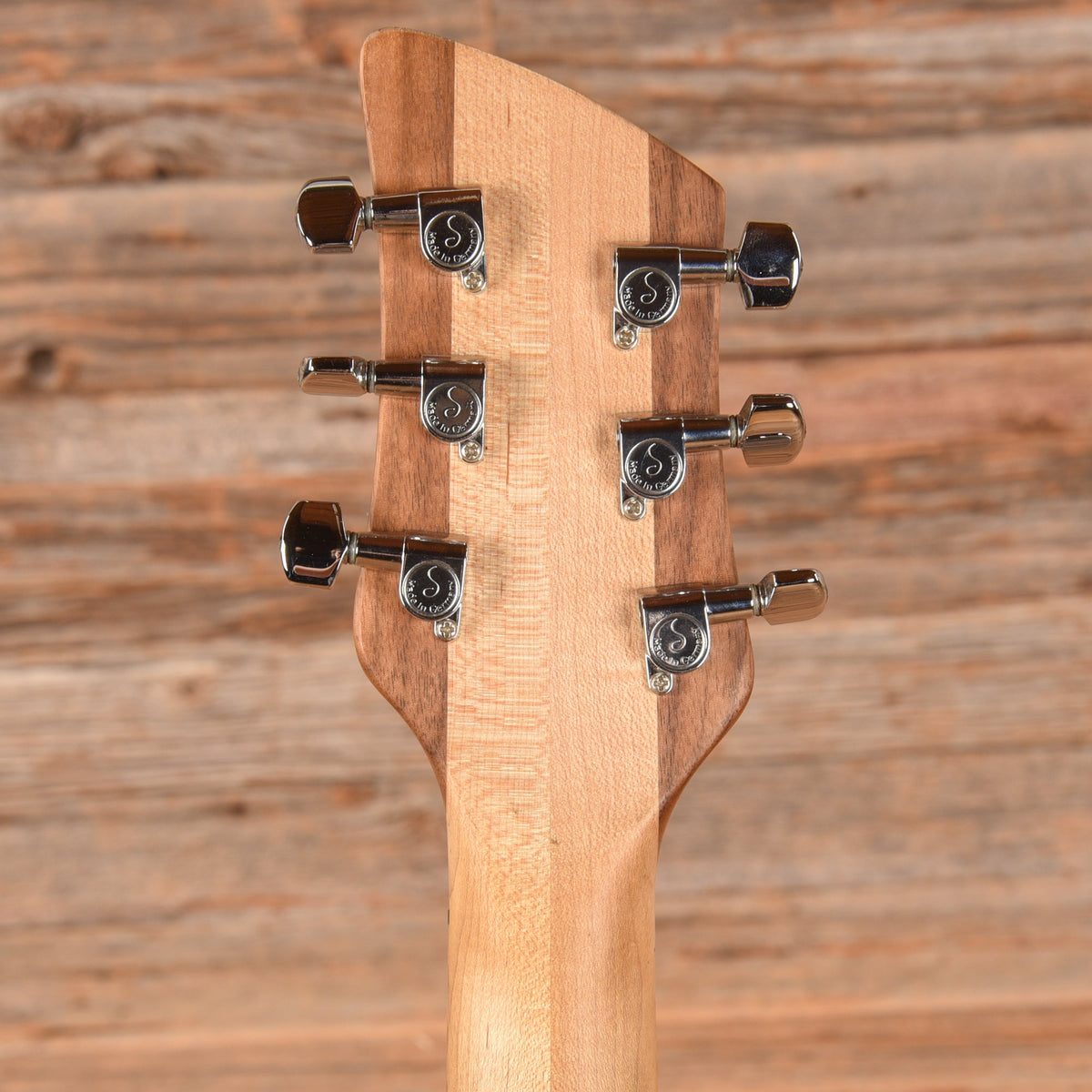 Rickenbacker 650D Dakota Walnut Walnut 2005 - View 7 | MusicMarket