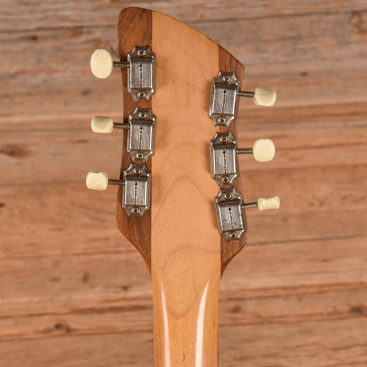 Rickenbacker Model 900 Jetglo 1960 - View 7 | MusicMarket