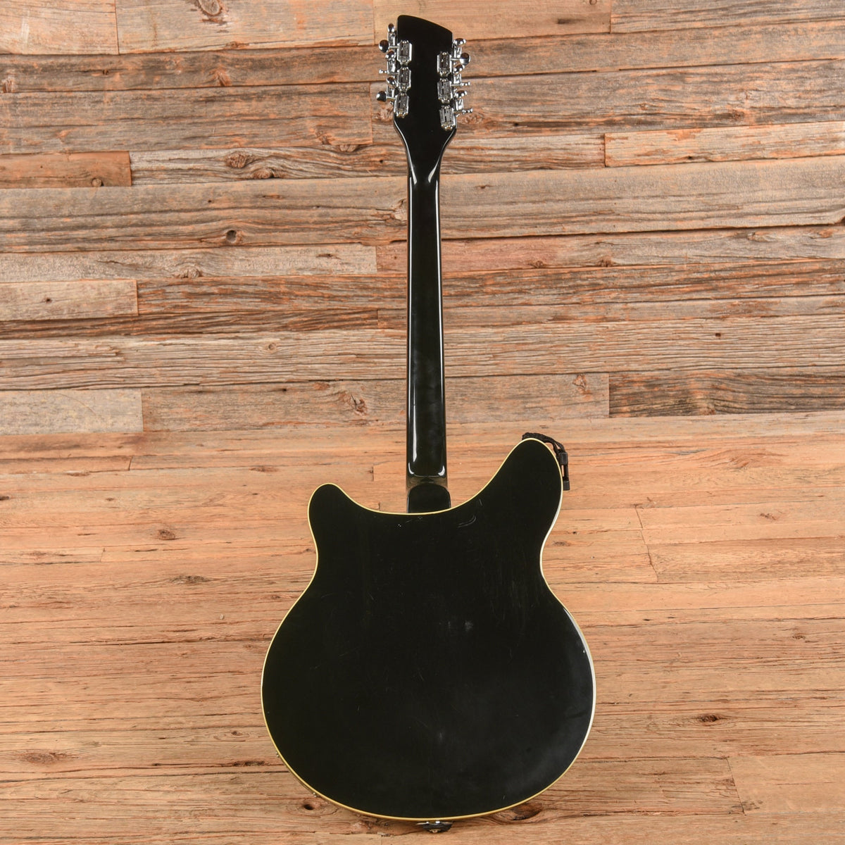 Rickenbacker 360-12 Jetglo 1980 - John Oates - View 5 | MusicMarket