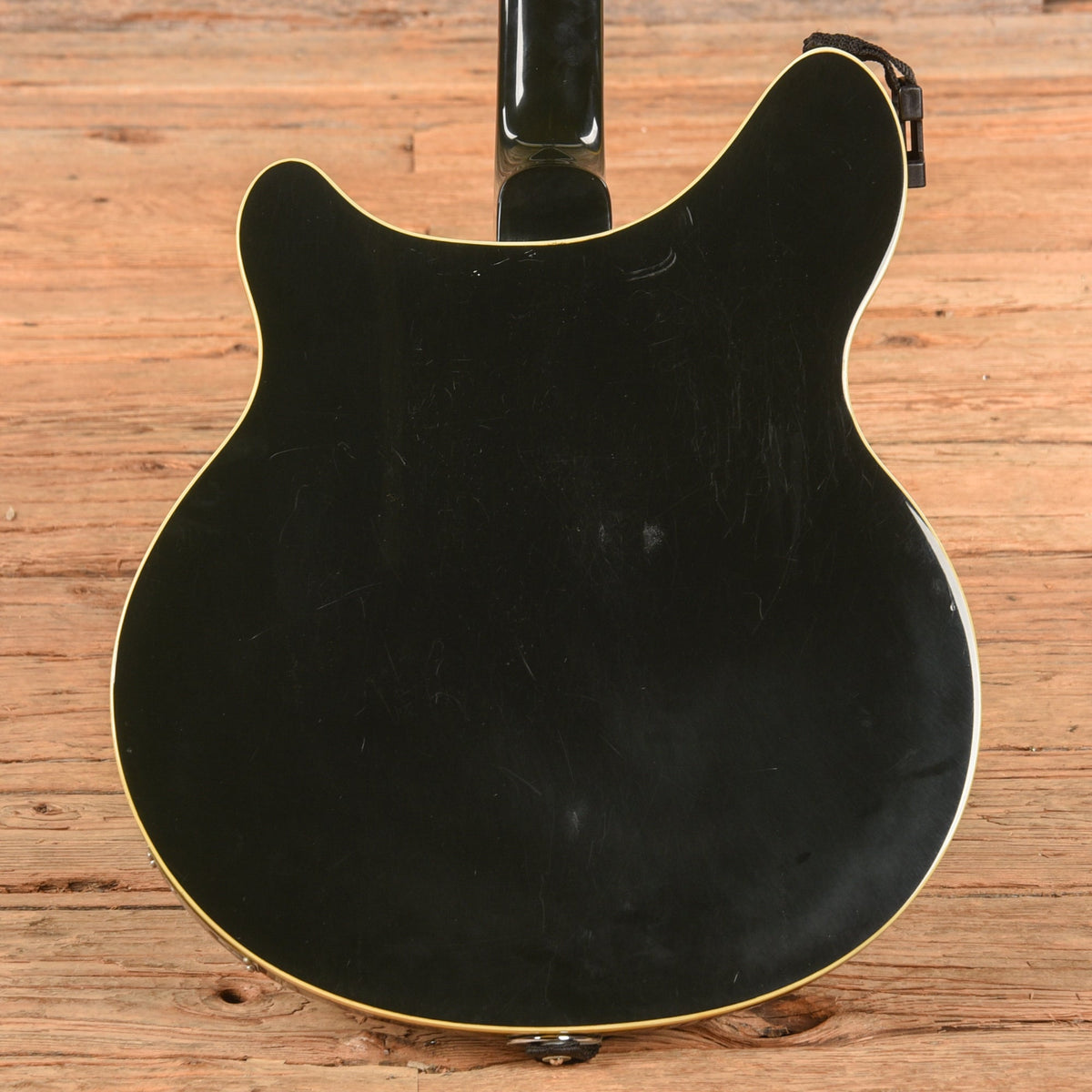 Rickenbacker 360-12 Jetglo 1980 - John Oates - View 3 | MusicMarket