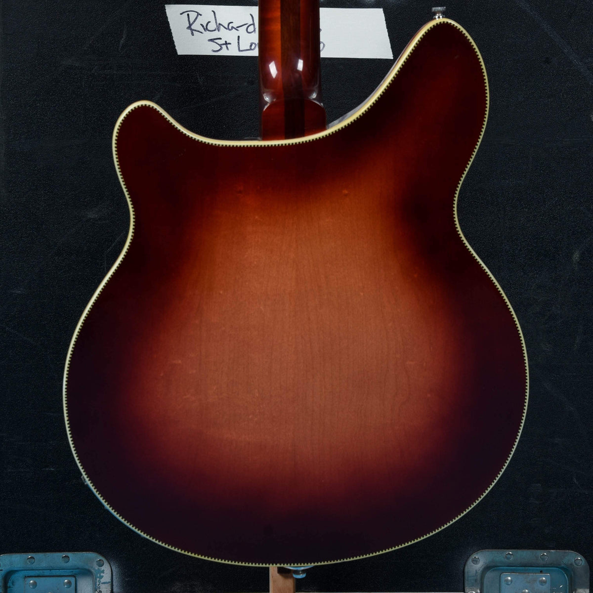 Rickenbacker 370 Fireglo 1968 - View 4 | MusicMarket