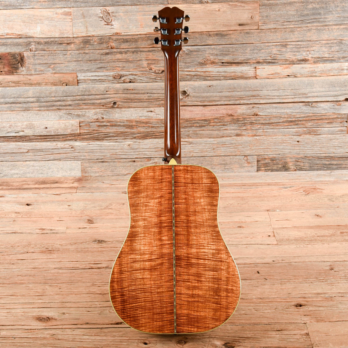 Santa Cruz Dreadnought Spruce/Koa Natural 1991 - View 5 | MusicMarket