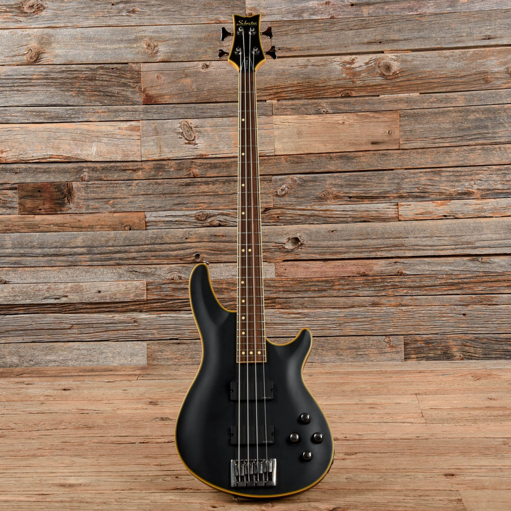 Schecter C-4 Custom Black - View 4 | MusicMarket
