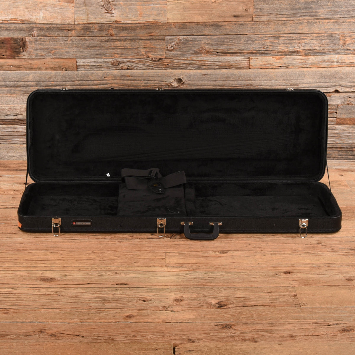 Schecter Stiletto Stealth-4 Satin Black 2019 - View 9 | MusicMarket