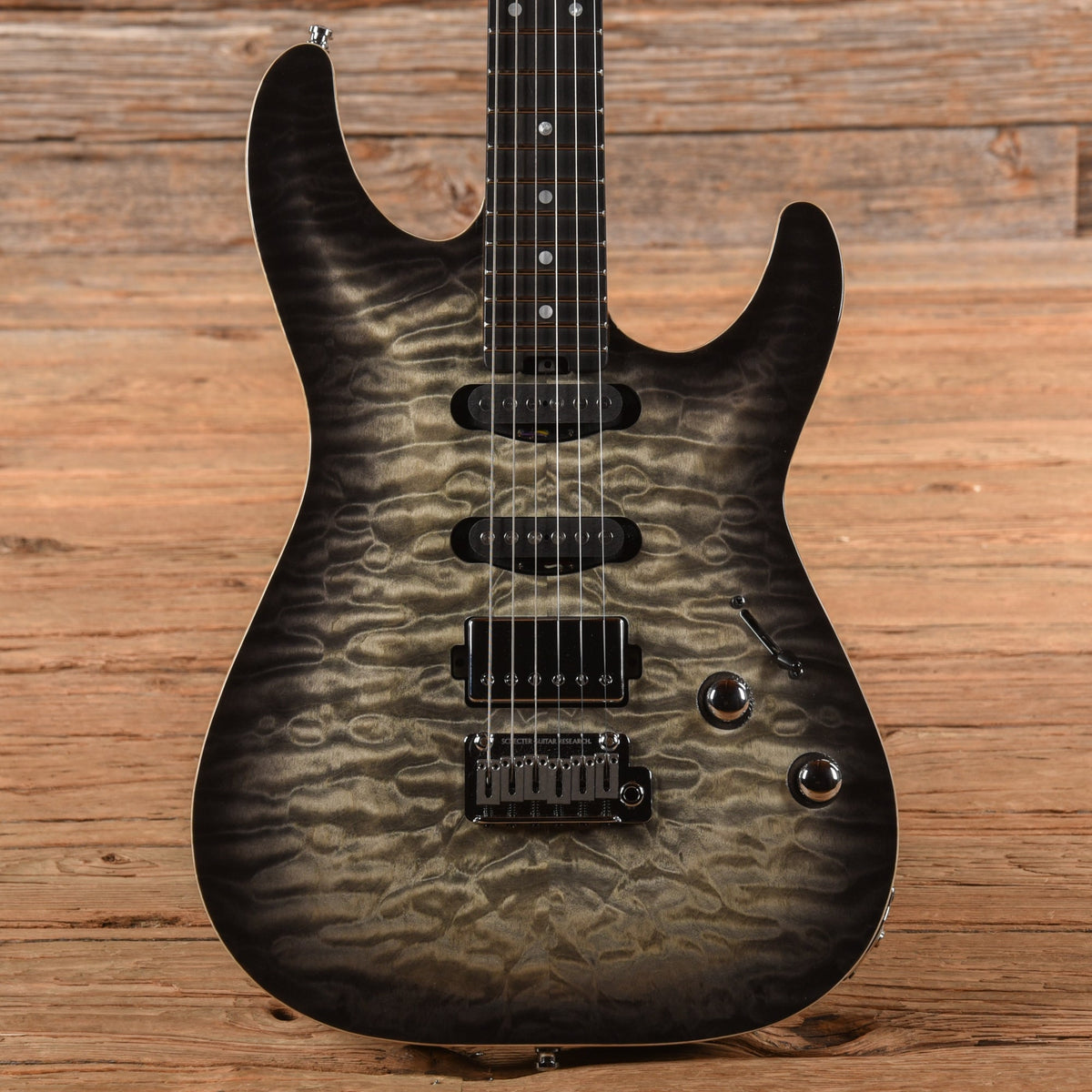 Schecter California Classic Black Burst 2022 - MusicMarket