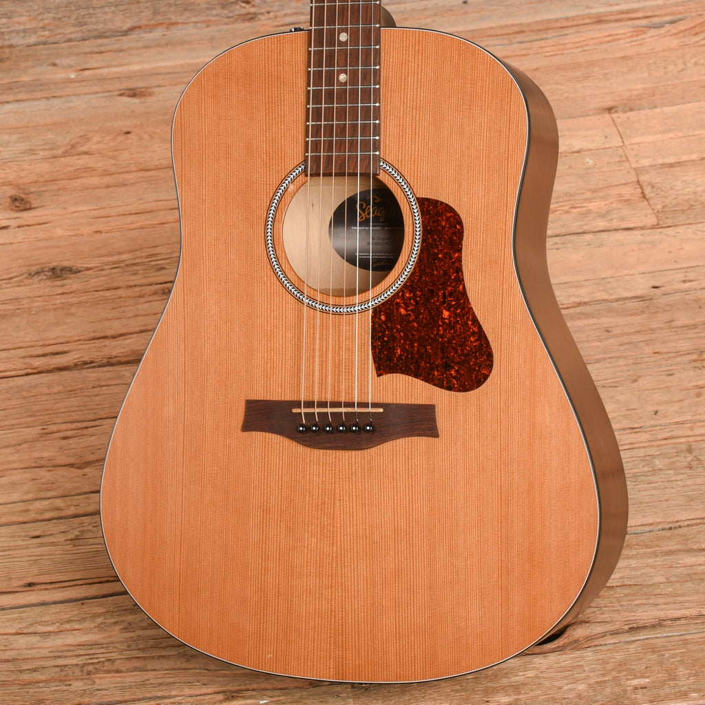 Seagull S6 Original Natural - View 2 | MusicMarket
