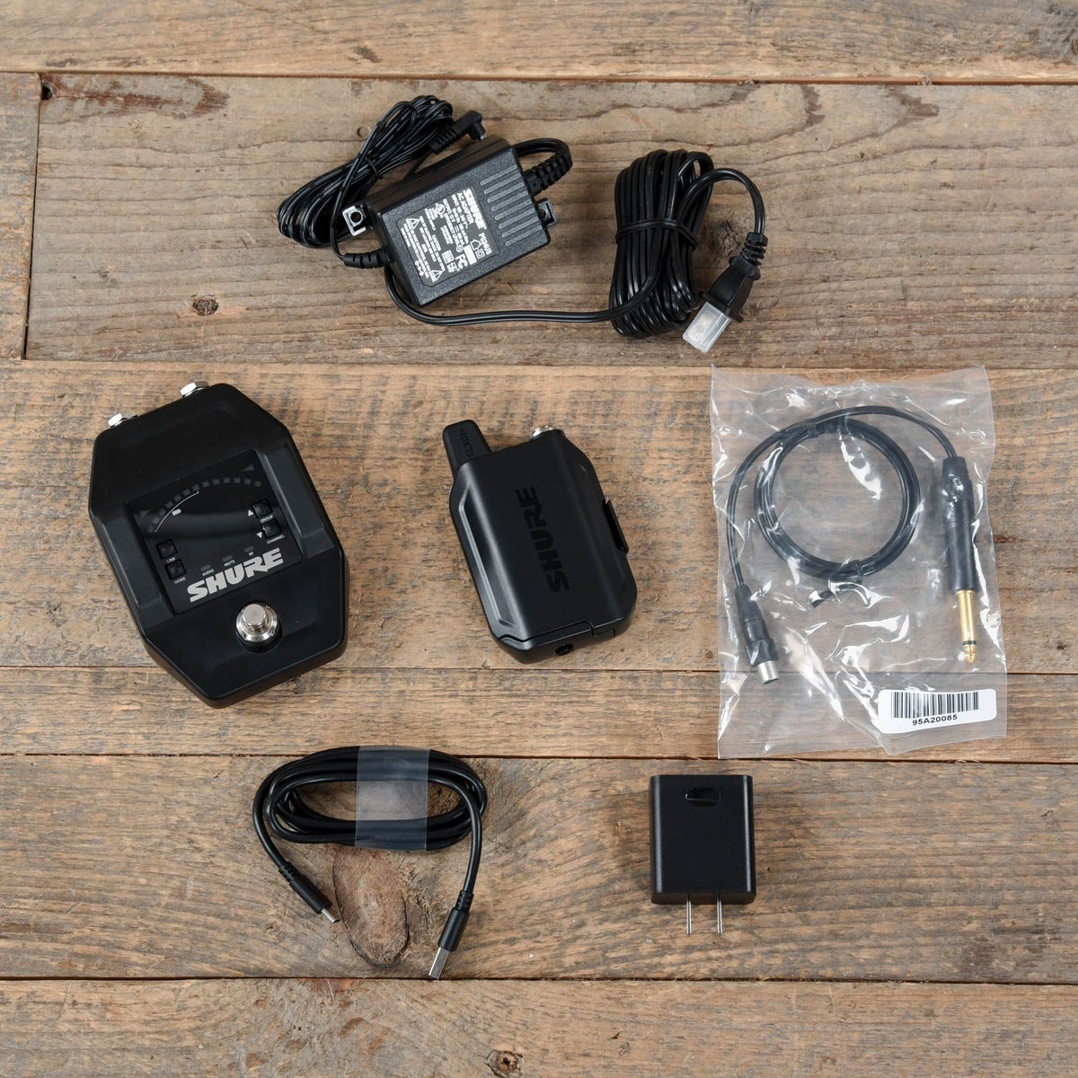 Shure GLXD16+ Wireless Guitar Pedal System - MusicMarket