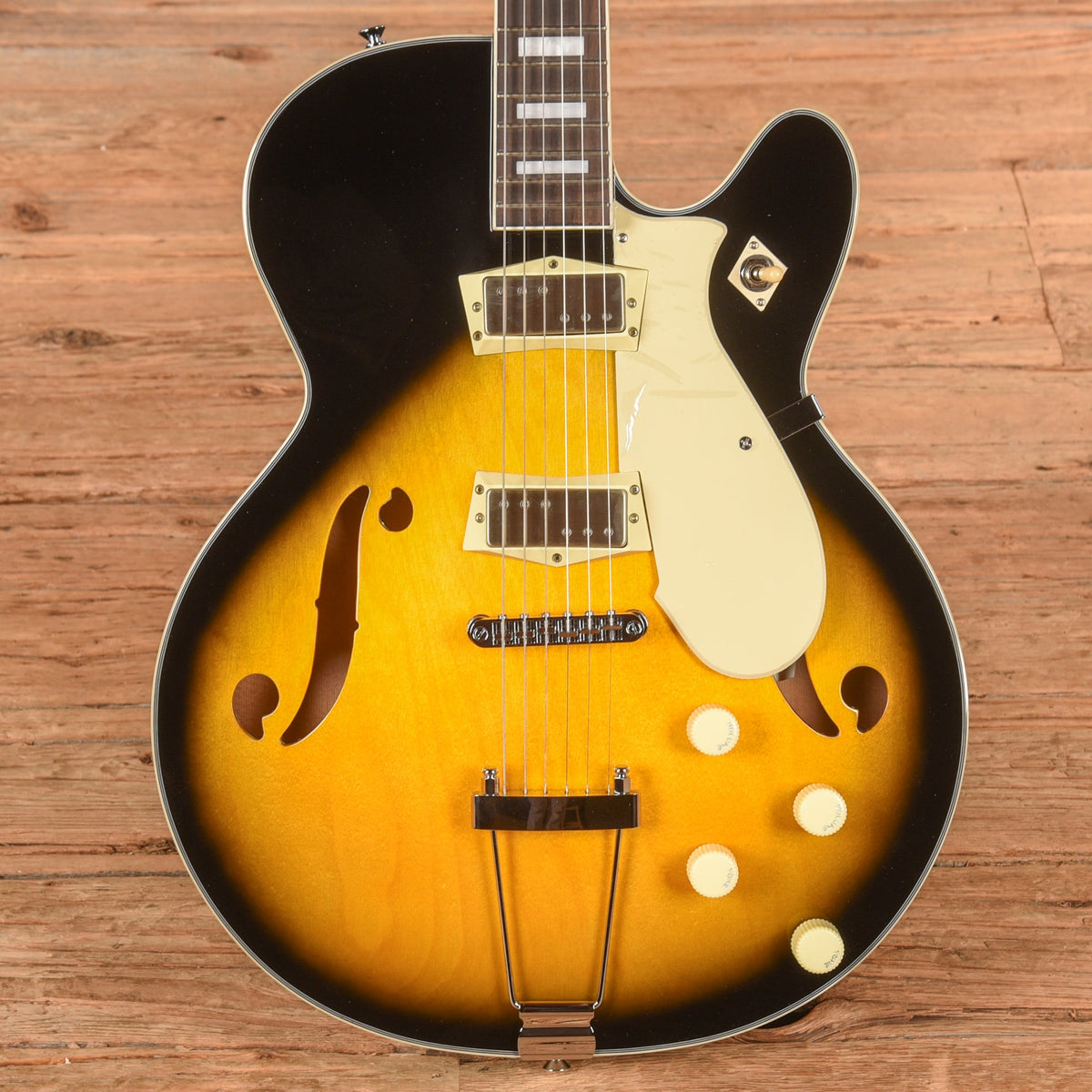 Silvertone 1446 TTSB Single Cut Semi-Hollow Electric Guitar w/ Trapeze Tailpiece Tobacco Sunburst - MusicMarket